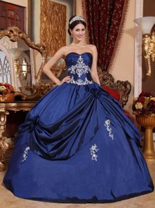 Royal Blue Taffeta Quinceanera Dresses with Appliques and Flowers