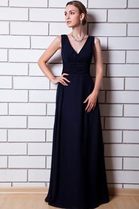 Dressy Black Prom Cocktail Dress Chiffon V-neck with Floor-length