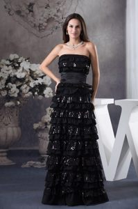 Black Multi-tiered Ruffles Prom Formal Dress Strapless Floor-length