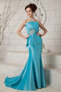 Elegant Mermaid Fan-shaped Neck Brush Train Prom Formal Dress